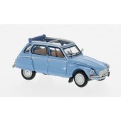 Citröen Dyane, blu.