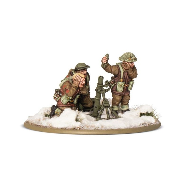 Équipe de mortiers moyens d’infanterie britannique et canadienne.