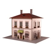 Immeuble avec rez-de-chaussée commercial.