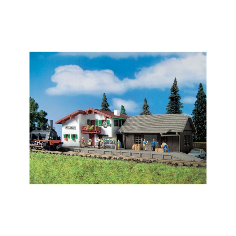 Estación de tren "Neustadt". VOLLMER 7510 Estación de tren "Neustadt". VOLLMER 7510