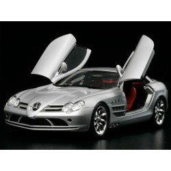 Mercedes Benz SLR McLaren.