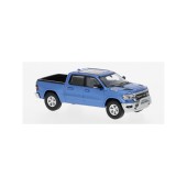 RAM 1500, azul metalizado.