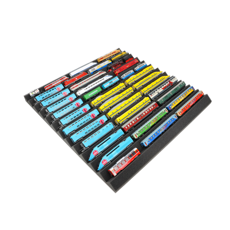 Foam tray 500 x 500 x 30 mm, customizable with zigzag pattern, for N scale trains.