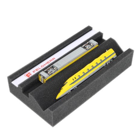 Premium N-gauge maintenance couch.