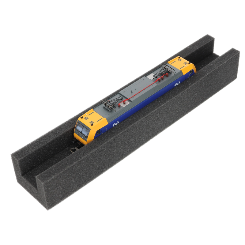 PU foam locomotive bed for H0 gauge.