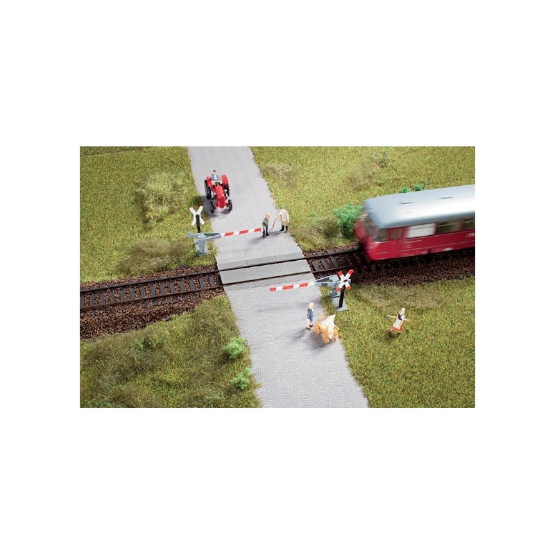 Paso a nivel con barreras. AUHAGEN 41625