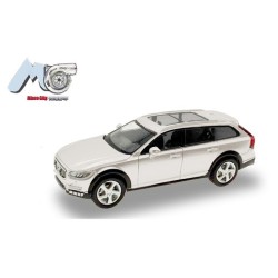 Volvo V90, silbern.