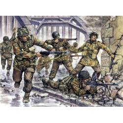 British paratroopers "Red Devils".