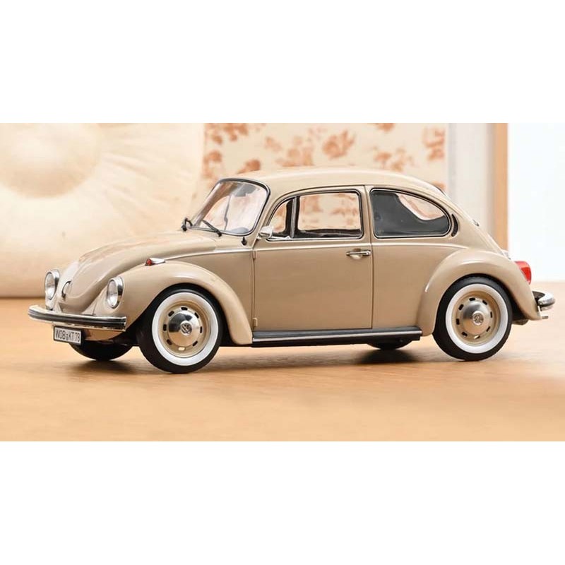 VW 1303 1973, Sahara Beige. VW 1303 1973, Sahara Beige.