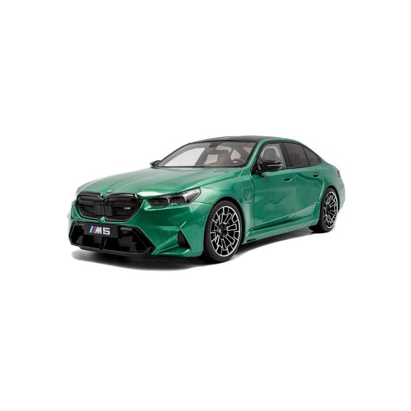 BMW M5, 2025. BMW M5, 2025.