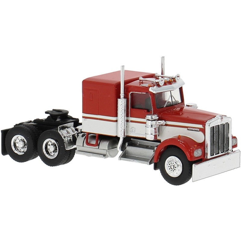 Kenworth W900.