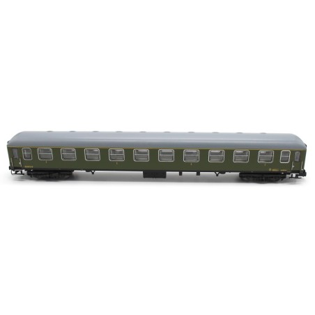 Coach AA-8041 1st car, RENFE.