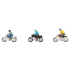 Des motards.