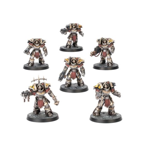 Legions Astartes: Cataphractii Terminators com Combi-bolters e Power Fists.