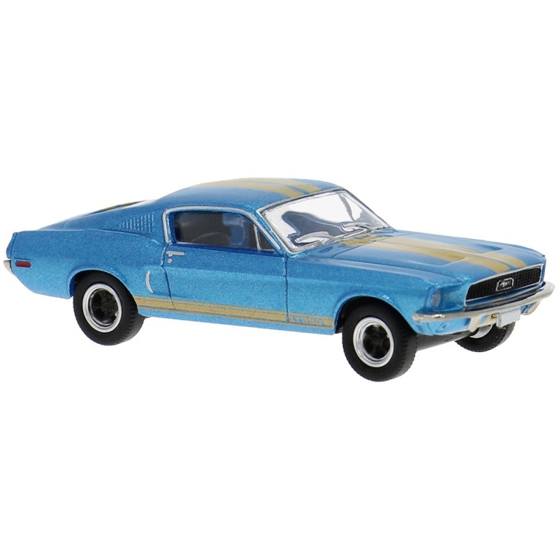 Ford Mustang Fastback, blu.
