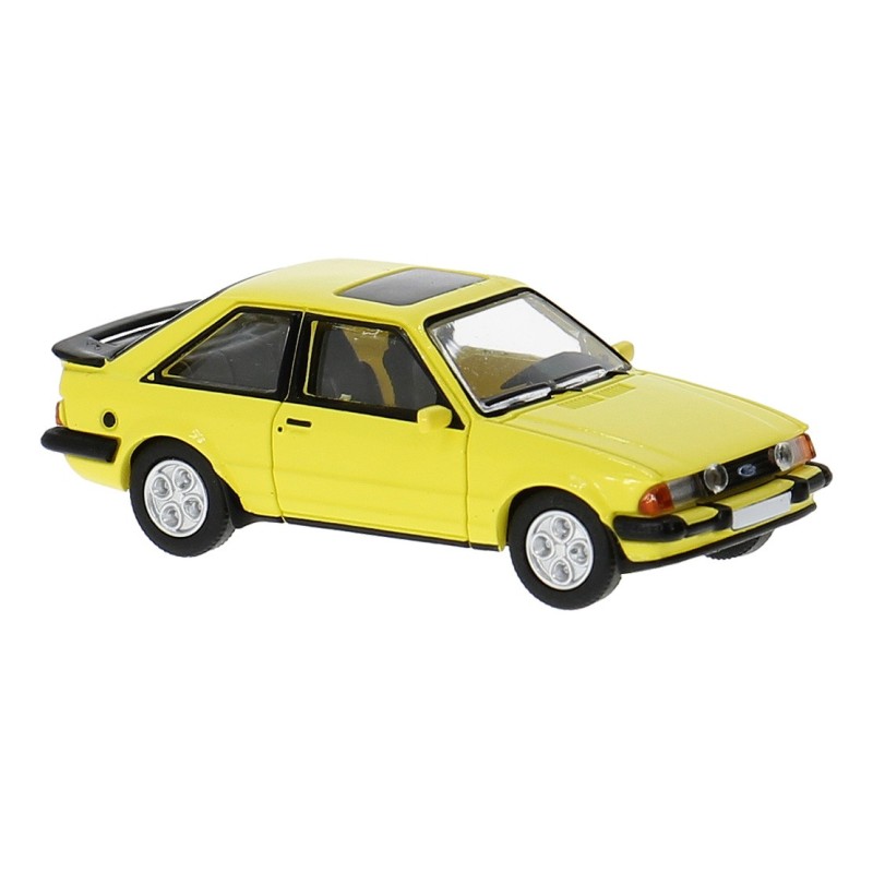 Ford Escort MK III XR3i, amarillo.