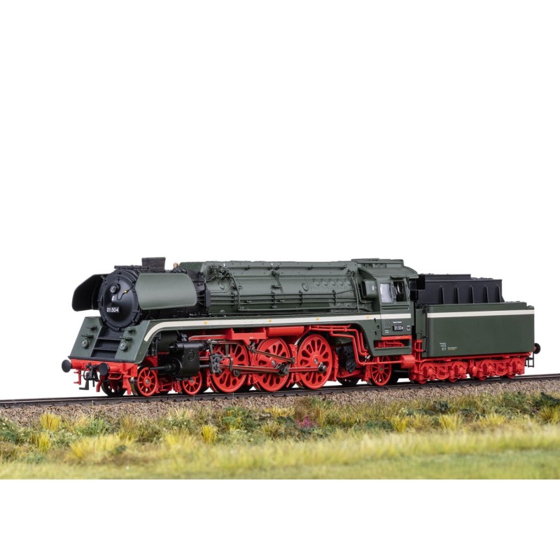 Class 01.5 Steam Locomotive.