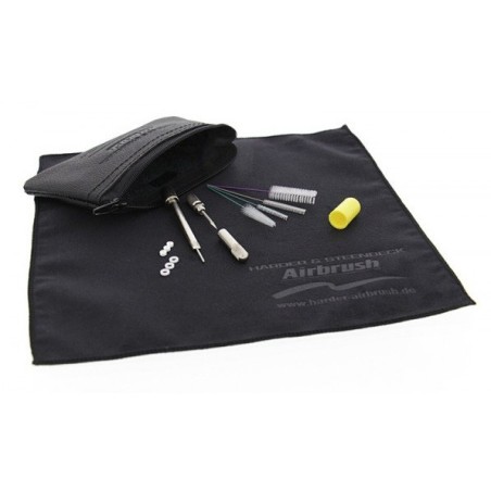 Service kit for airbrushes.