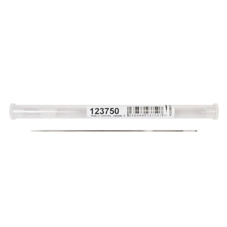 Needle of 0,6 mm.
