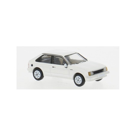 Opel Kadett D GTE, weiß.