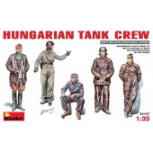 Hungarian tank crew. MINIART 35157