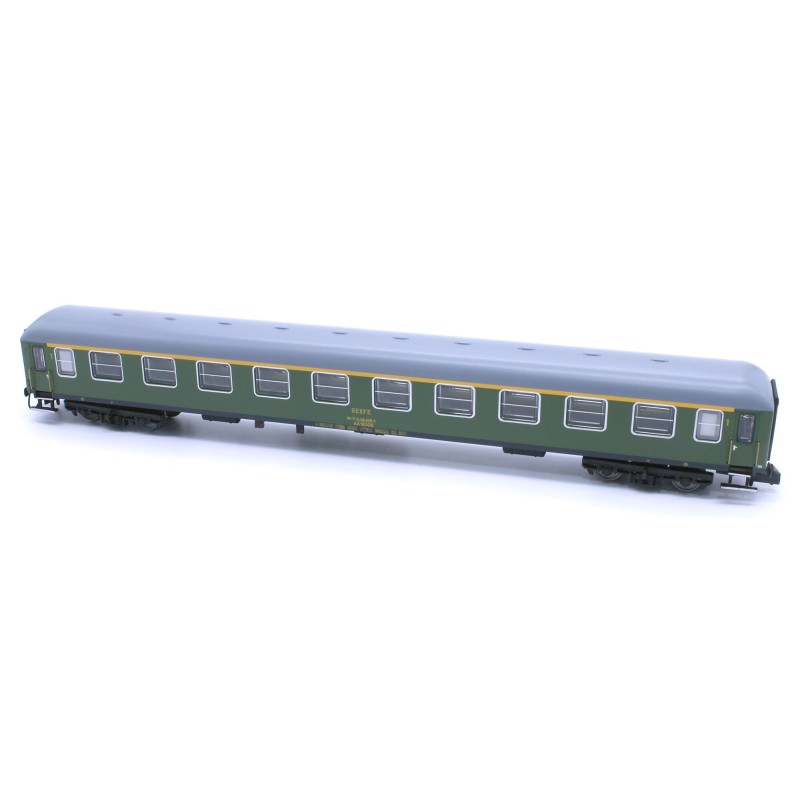 Coach AA-8006, 1st class, RENFE.