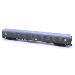 Coach BB-8010, 2nd class, RENFE.