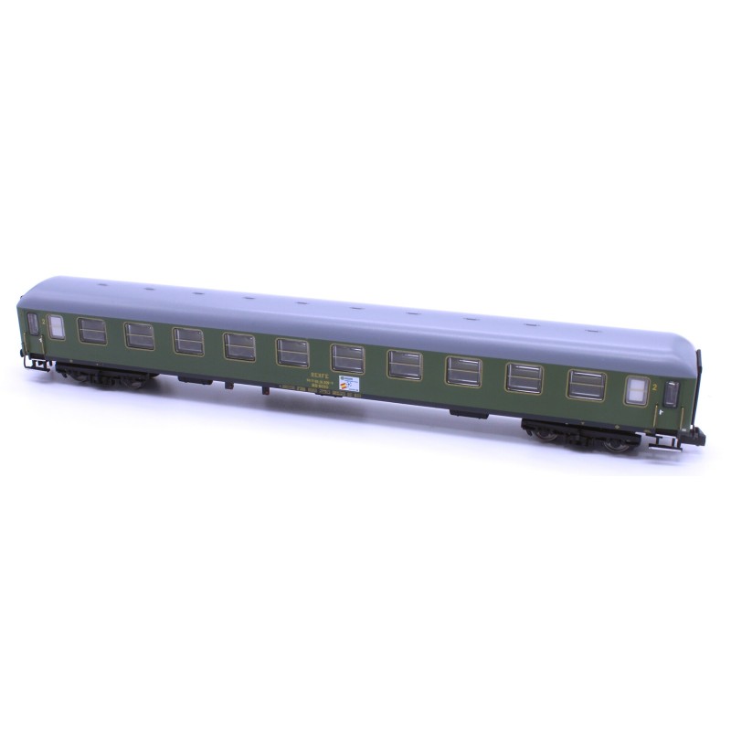 Coach BB-8010, 2nd class, RENFE.