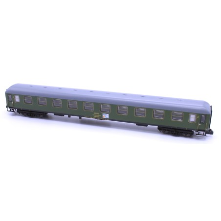 Coach BB-8010, 2nd class, RENFE.