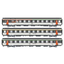 Ensemble de trois voitures Corail, SNCF.
