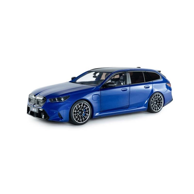 BMW M5 Touring, 2024.