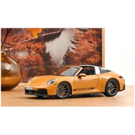 Porsche 911 Targa 4 GTS, 2025.