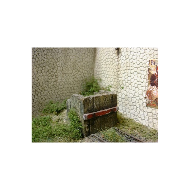 Wooden buffer. PN SUD MODELISME 8709