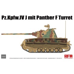 Pz.Kpfw.IV J con la Panther F Turret.