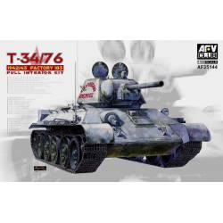 T-34/76 with full interior kit. AFV CLUB 35144