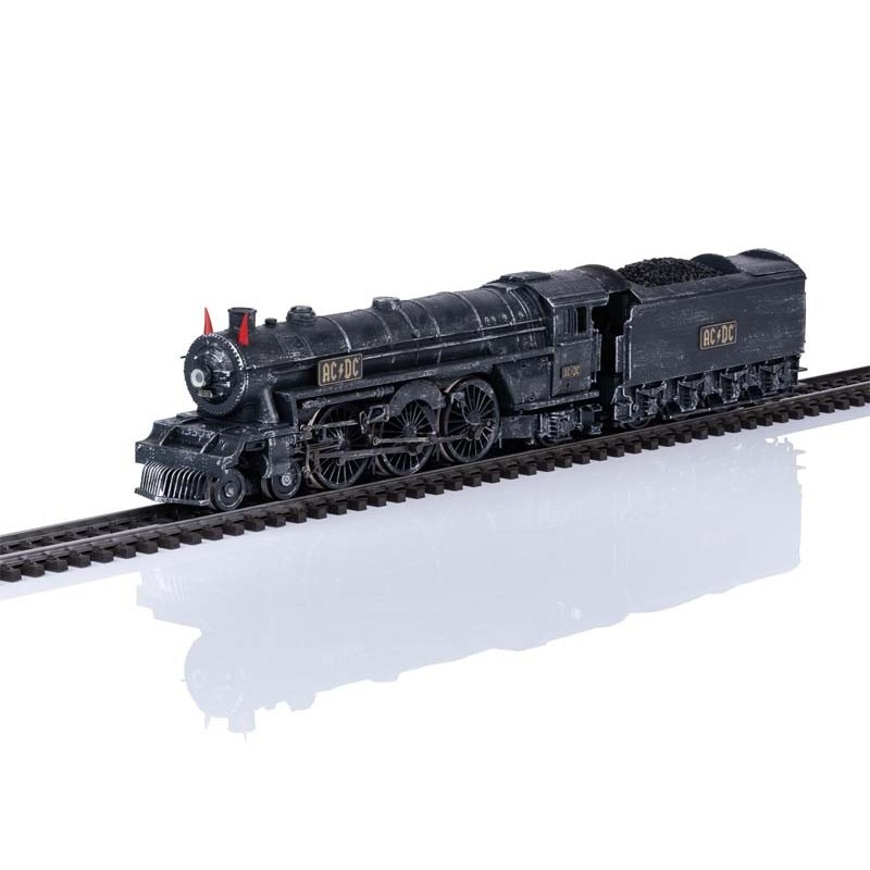 "Black Ice" Steam locomotive with a tender. Sound. "Black Ice" Steam locomotive with a tender. Sound.