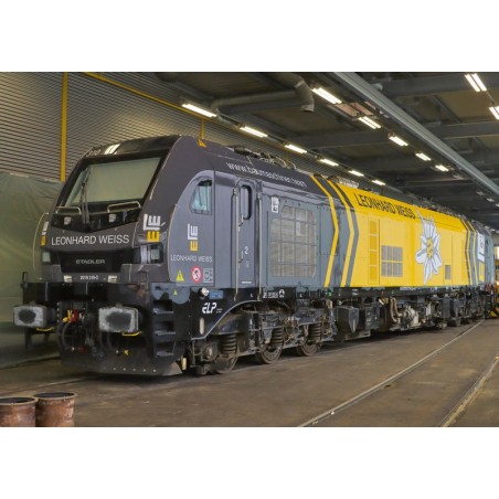 Class 2019 Dual Power Locomotive.