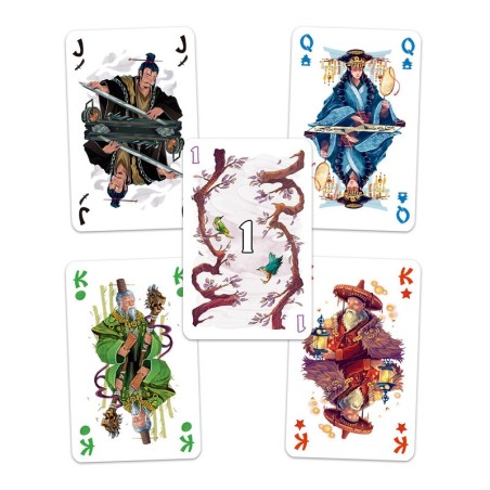 Image of the components of the Tichu card game.
