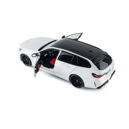 BMW M5 Touring, 2025.