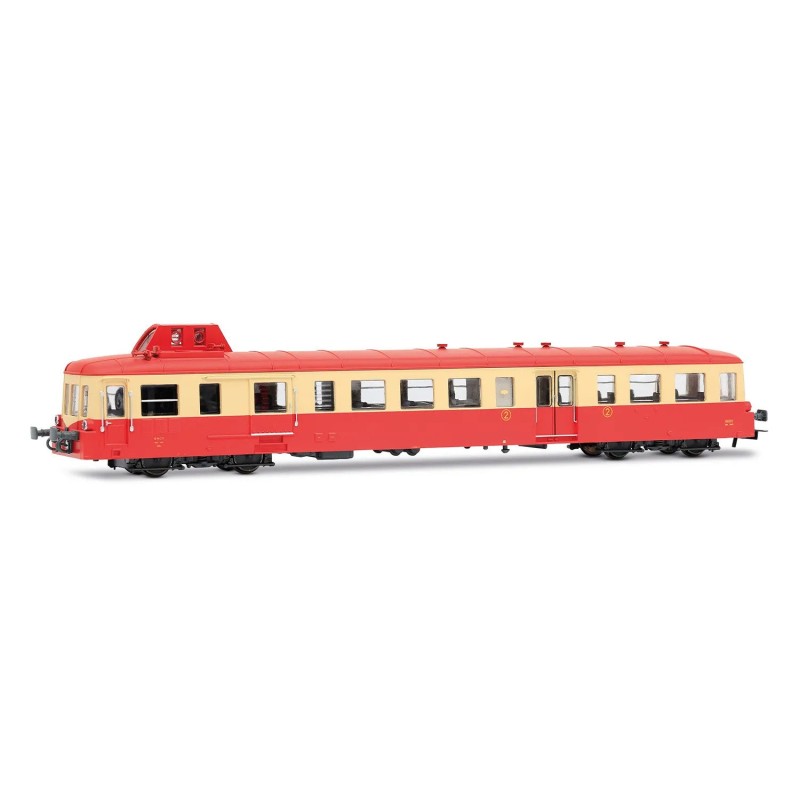 Dieseltriebwagen X 3800. SNCF.
