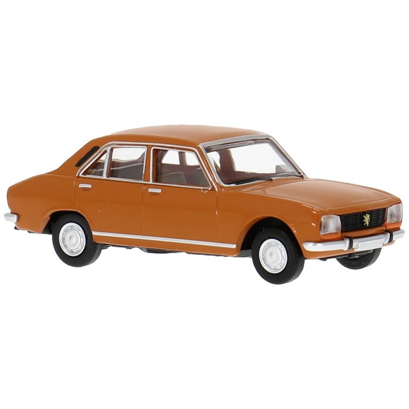 Peugeot 504, orange.