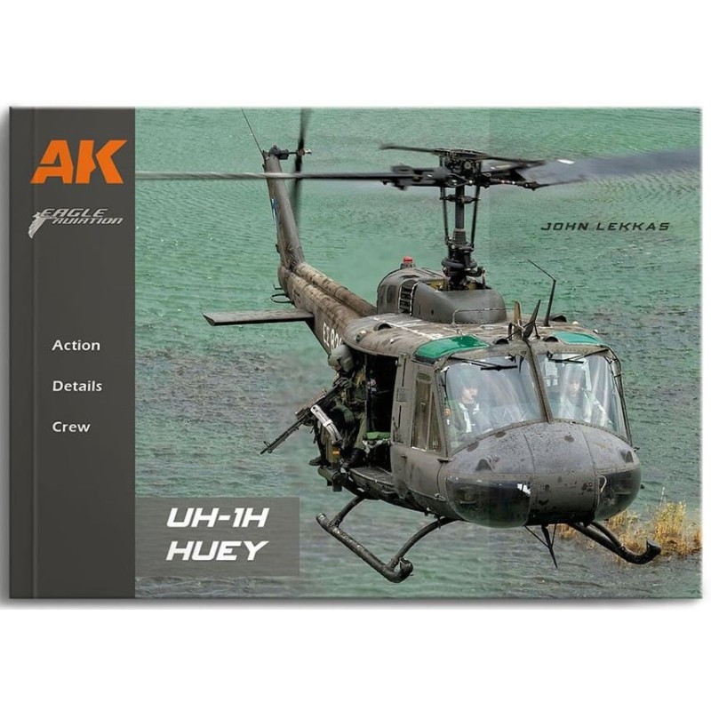 UH-1H Huey di John Lekkas. UH-1H Huey di John Lekkas.