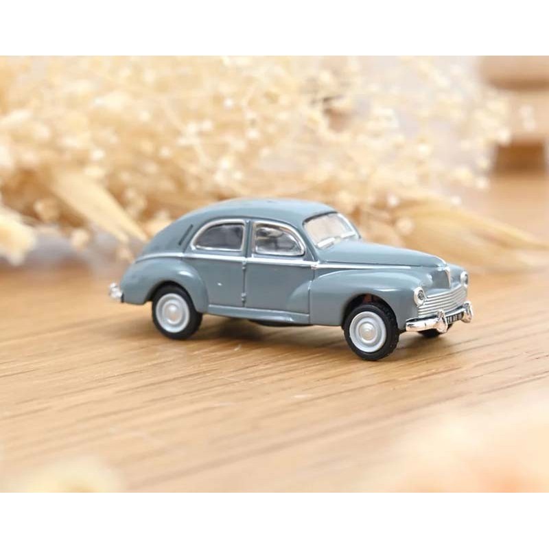 Peugeot 203, 1955.