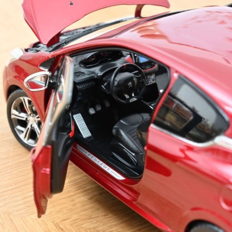 Peugeot 208 GTi 2013 Rubis Red.