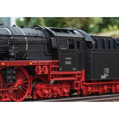 Class 06 Steam Locomotive. Sound and Smoke.