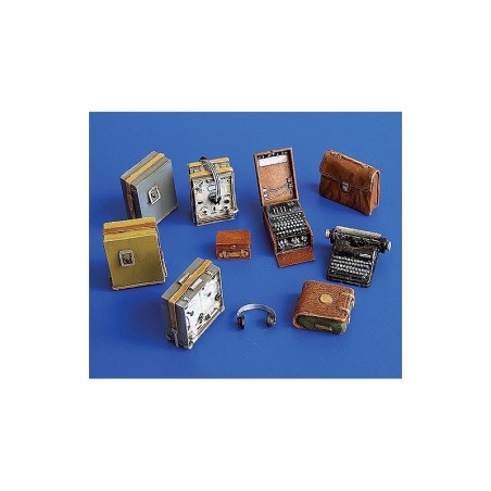 German radio set with Enigma | Without photoetched.