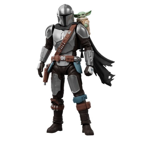 Champion Class Star Wars: Mandalorian and Grogu.