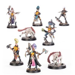 Necromunda: Escher Gang Matriarch & Phyrr Cats.