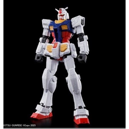 Par exemple 1/144 RX-78F00/E Gundam - Gunpla de Gundam Next Universal Century.