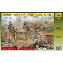 Personnel médical soviétique.